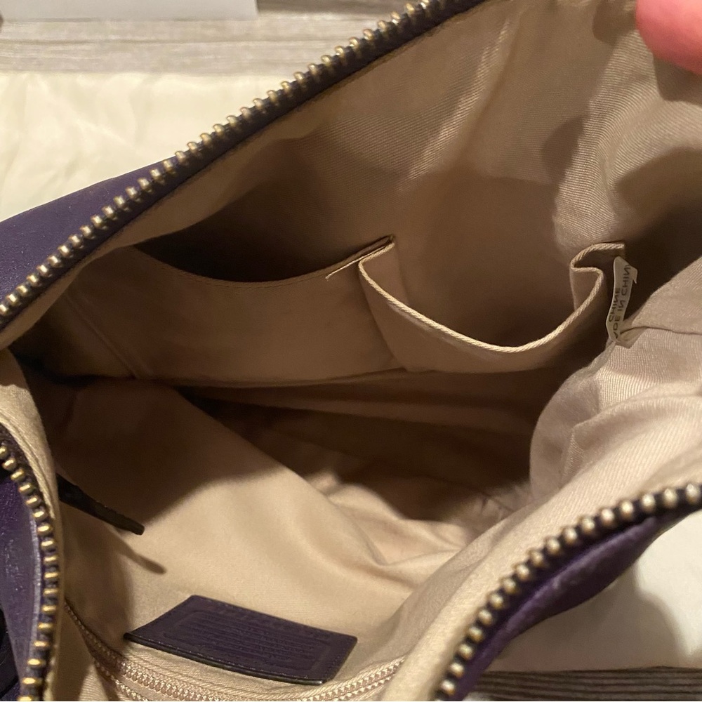 UEC Coach Purple Courtenay Purple Leather Legacy Hobo Bag - Picture 8 of 12
